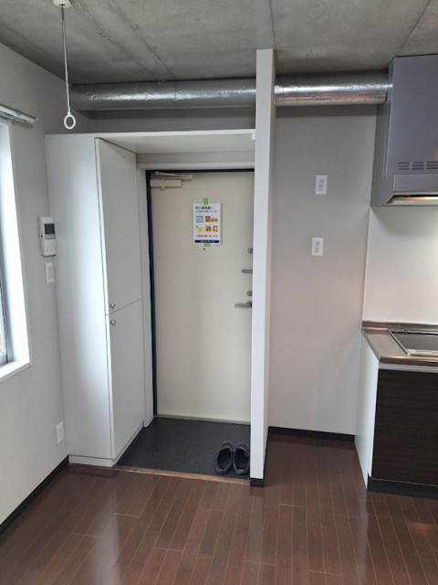 (玄関)