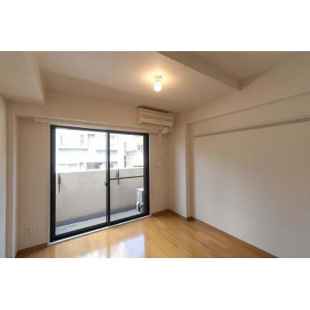 ※写真は同タイプ住戸です。(居間)
