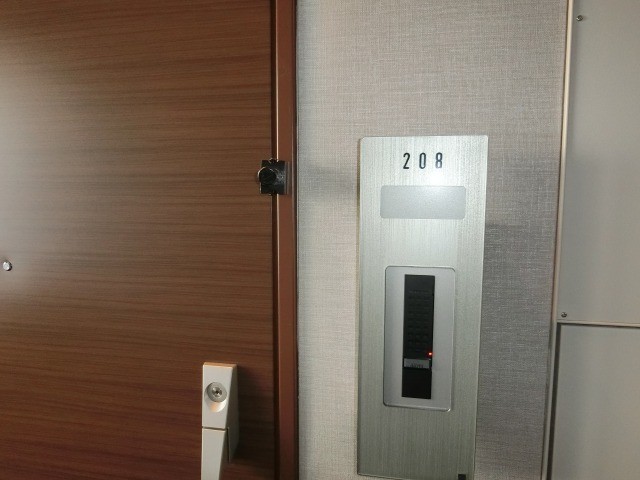 ※写真は同タイプ住戸です。(玄関)