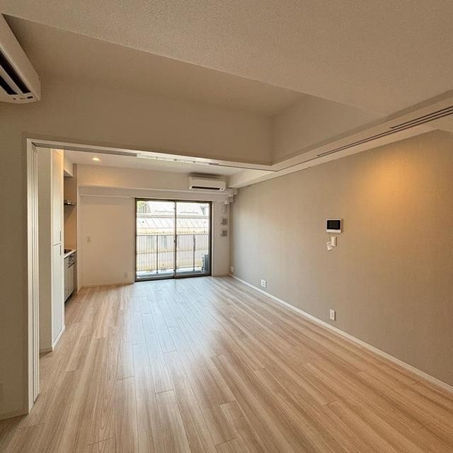 ※写真は同タイプ住戸です。(居間)