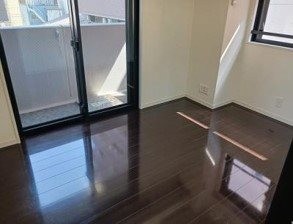 (居間)