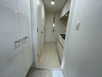 (玄関)