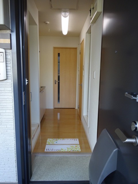 (玄関)