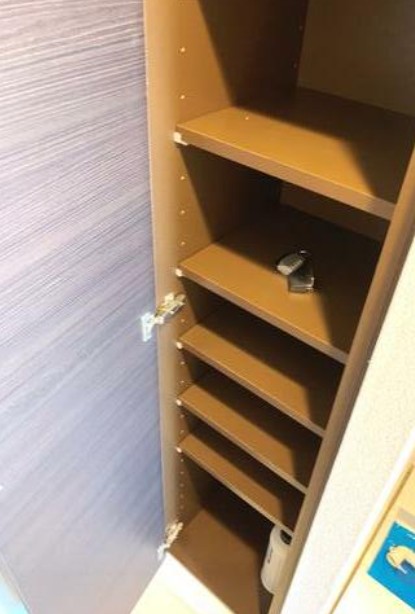 (玄関)
