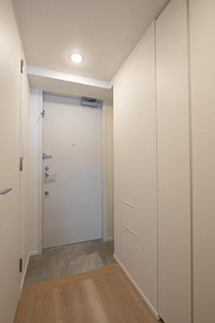 ※写真は同タイプ住戸です。(玄関)