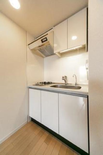 ※写真は同タイプ住戸です。(キッチン)