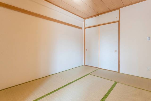 (居間)
