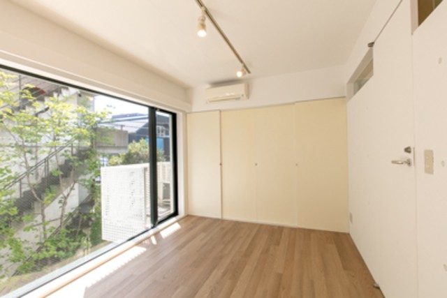 ※写真は同タイプ住戸です。(居間)