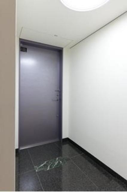 ※写真は同タイプ住戸です。(玄関)