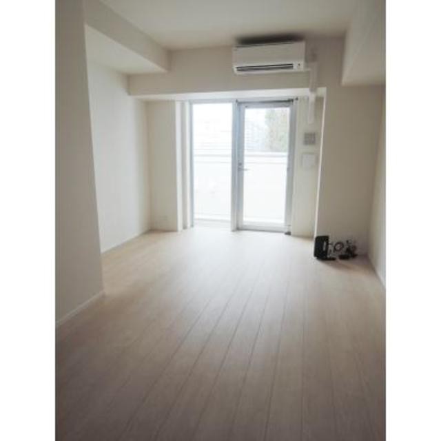 ※写真は同タイプ住戸です。(居間)