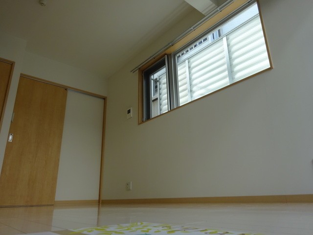 (居間)