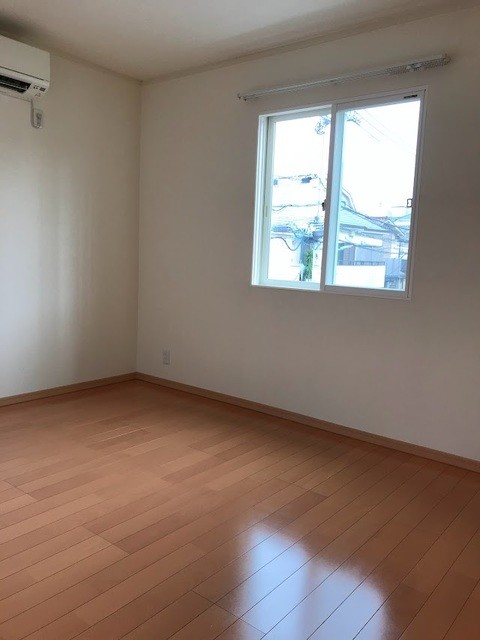 (居間)