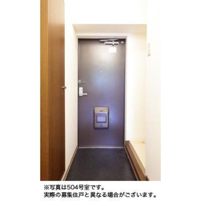 ※写真は同タイプ住戸です。(玄関)