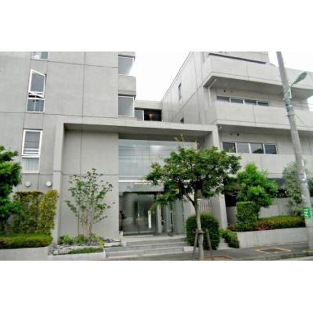 世田谷区鎌田3丁目 【賃貸居住】マンション