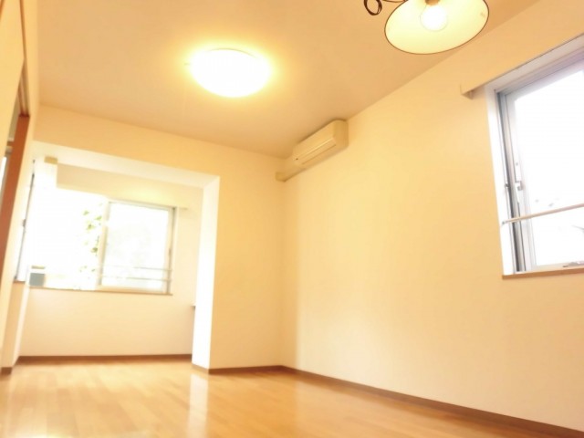 ※同仕様写真含む(居間)