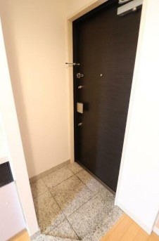 (玄関)