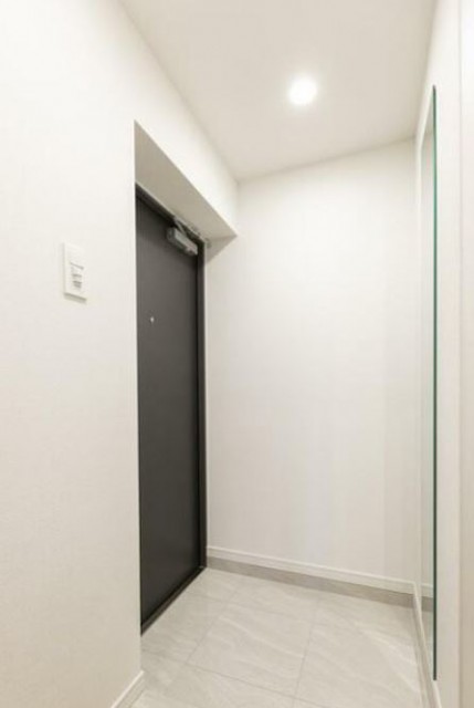 (玄関)