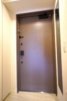 ※同仕様写真(玄関)
