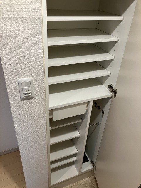 (玄関)