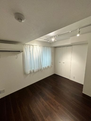 (居間)
