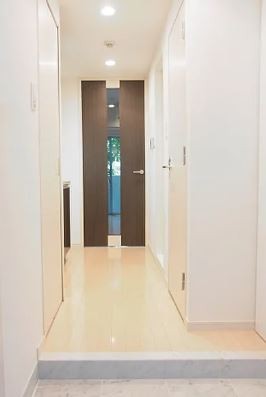 ※同仕様写真含む(玄関)