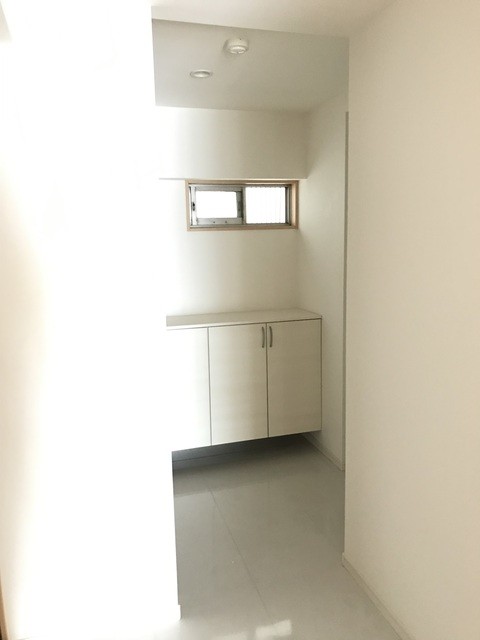 (玄関)