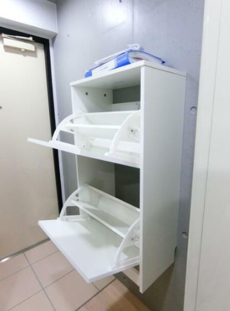 ※同仕様写真含む(玄関)