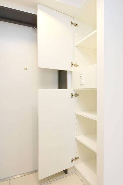 ※同仕様写真含む(玄関)