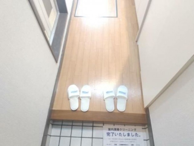 (玄関)