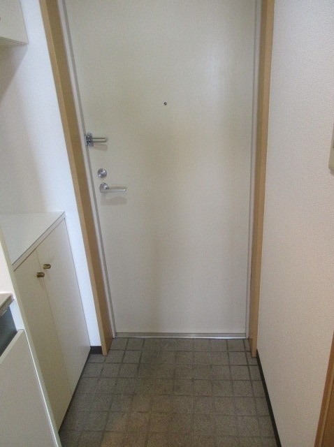 (玄関)