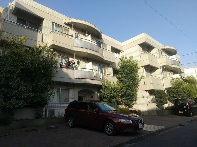 世田谷区上用賀1丁目 【賃貸居住】マンション