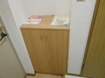 (玄関)