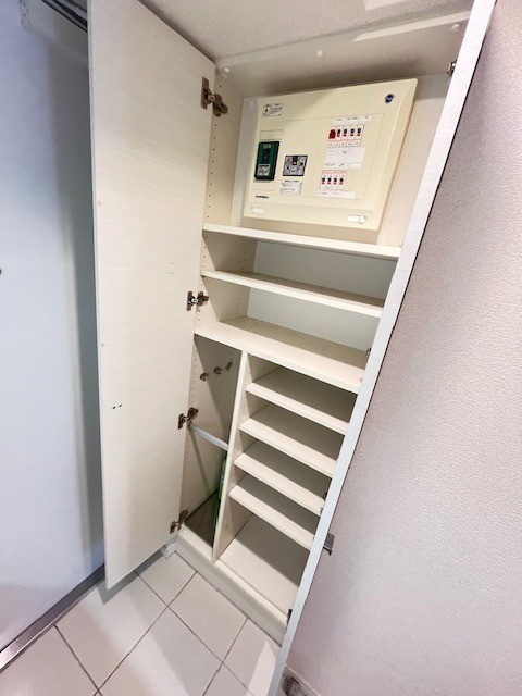 (玄関)