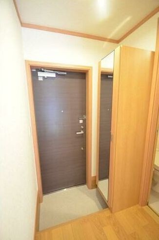 (玄関)