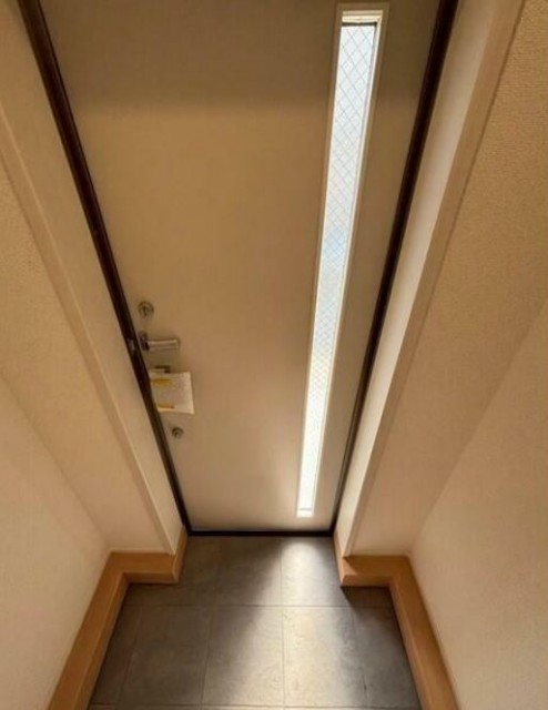 (玄関)