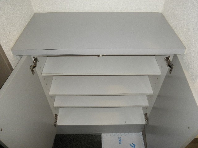 (玄関)