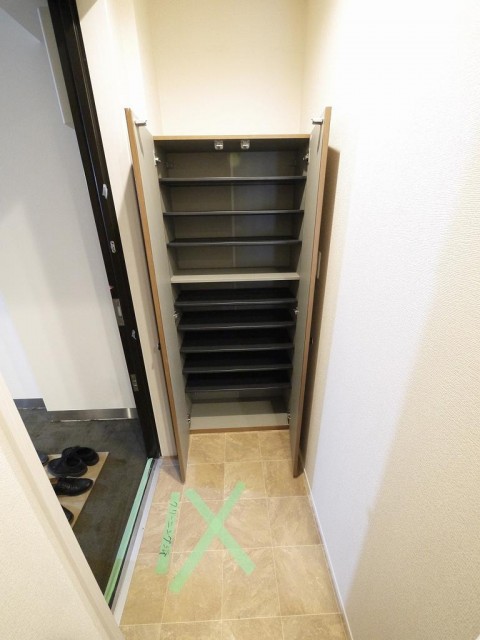 (玄関)