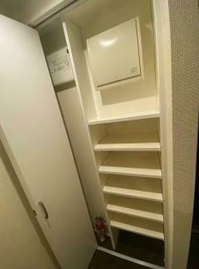 (玄関)