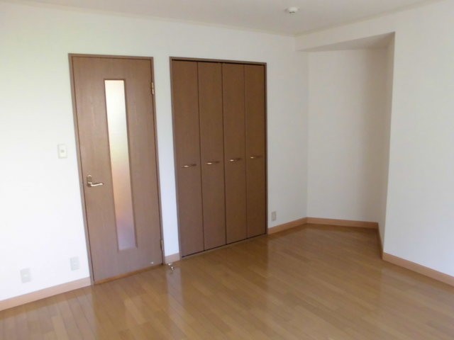 (居間)
