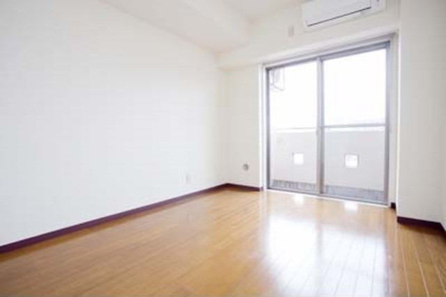 ※写真は同タイプ住戸です。(居間)