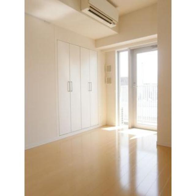 ※写真は同タイプ住戸です。(居間)