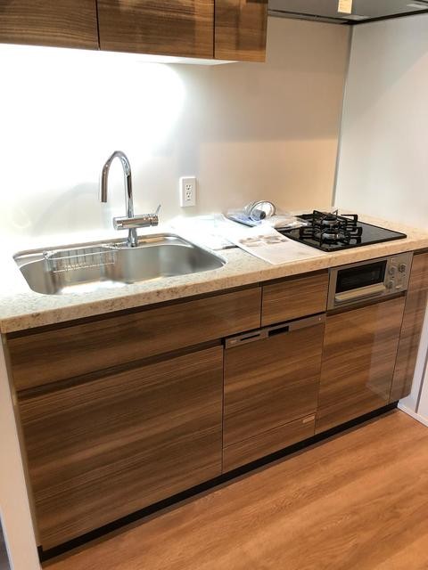 ※写真は同タイプ住戸です。(キッチン)