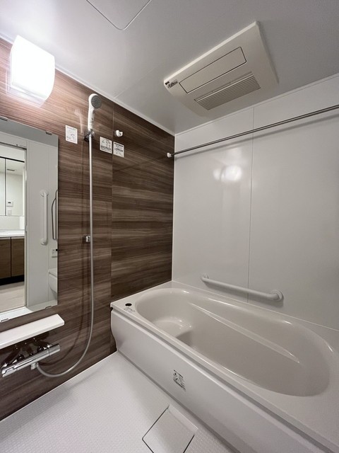 ※写真は同タイプ住戸です。(風呂)
