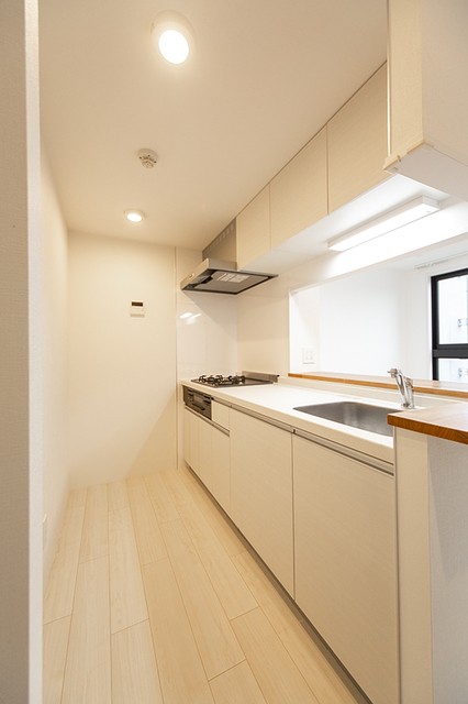 ※写真は同タイプ住戸です。(キッチン)