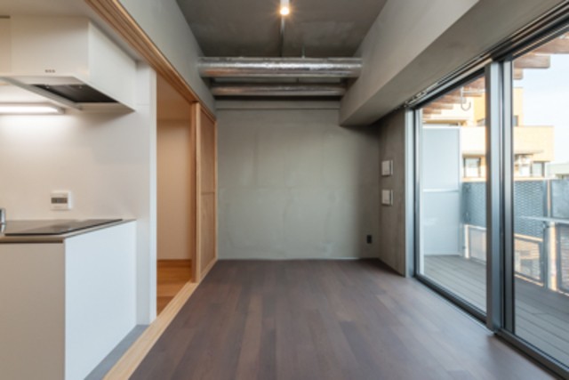 ※写真は同タイプ住戸です。(居間)