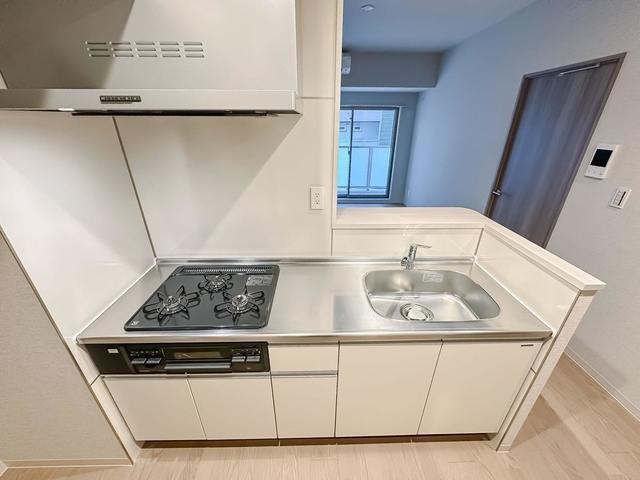 ※写真は同タイプ住戸です。(キッチン)