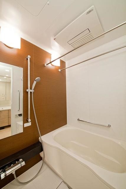 ※写真は同タイプ住戸です。(風呂)