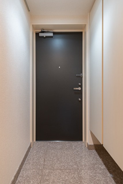 ※写真は同タイプ住戸です。(玄関)