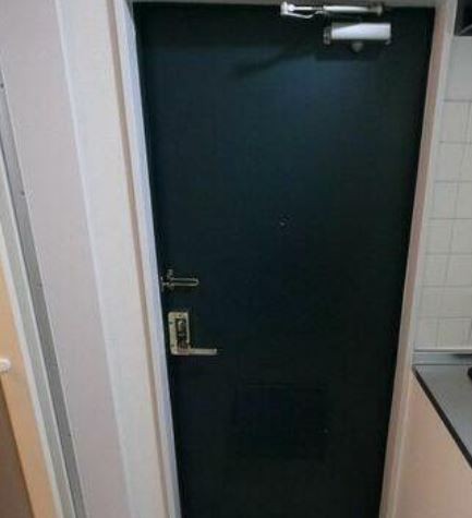(玄関)