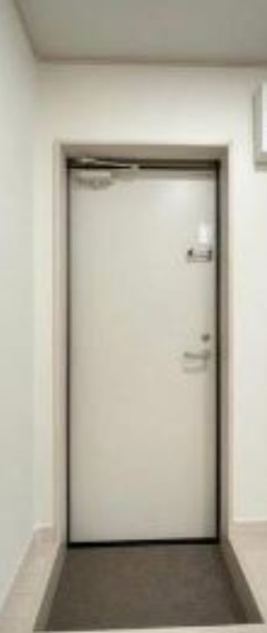 ※同仕様写真含む(玄関)